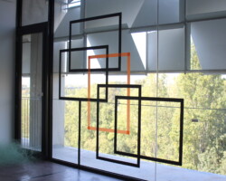 SITE SPECIFIC. Cinta americana.